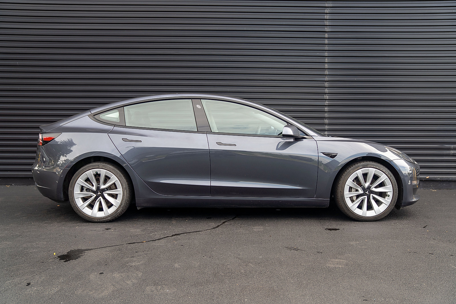 Used 2021 Tesla Model 3 Standard Range Plus RWD image 26