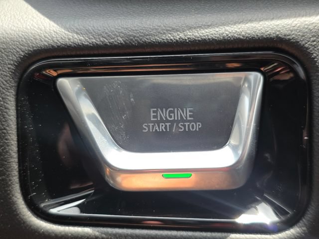 New 2026 GMC Yukon AT4 w/ AT4 Premium Plus Package AWD/4WD image 36