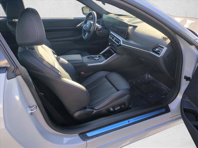 Used 2024 BMW M440i Coupe w/ Premium Package RWD image 22