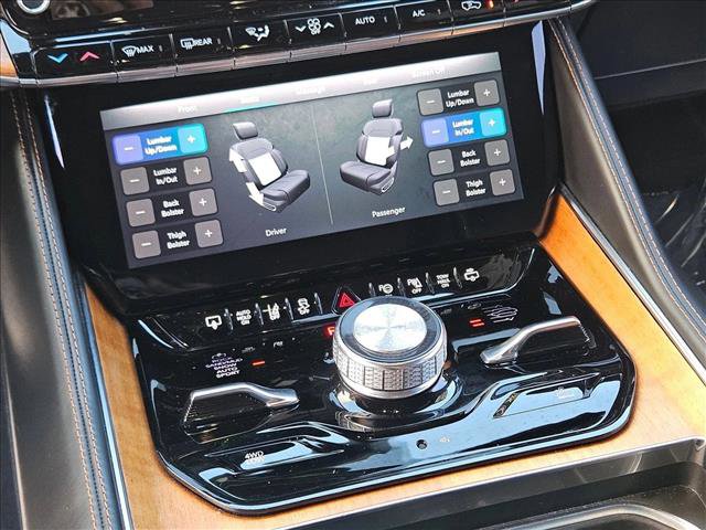 Used 2022 Jeep Grand Wagoneer Series III image 13