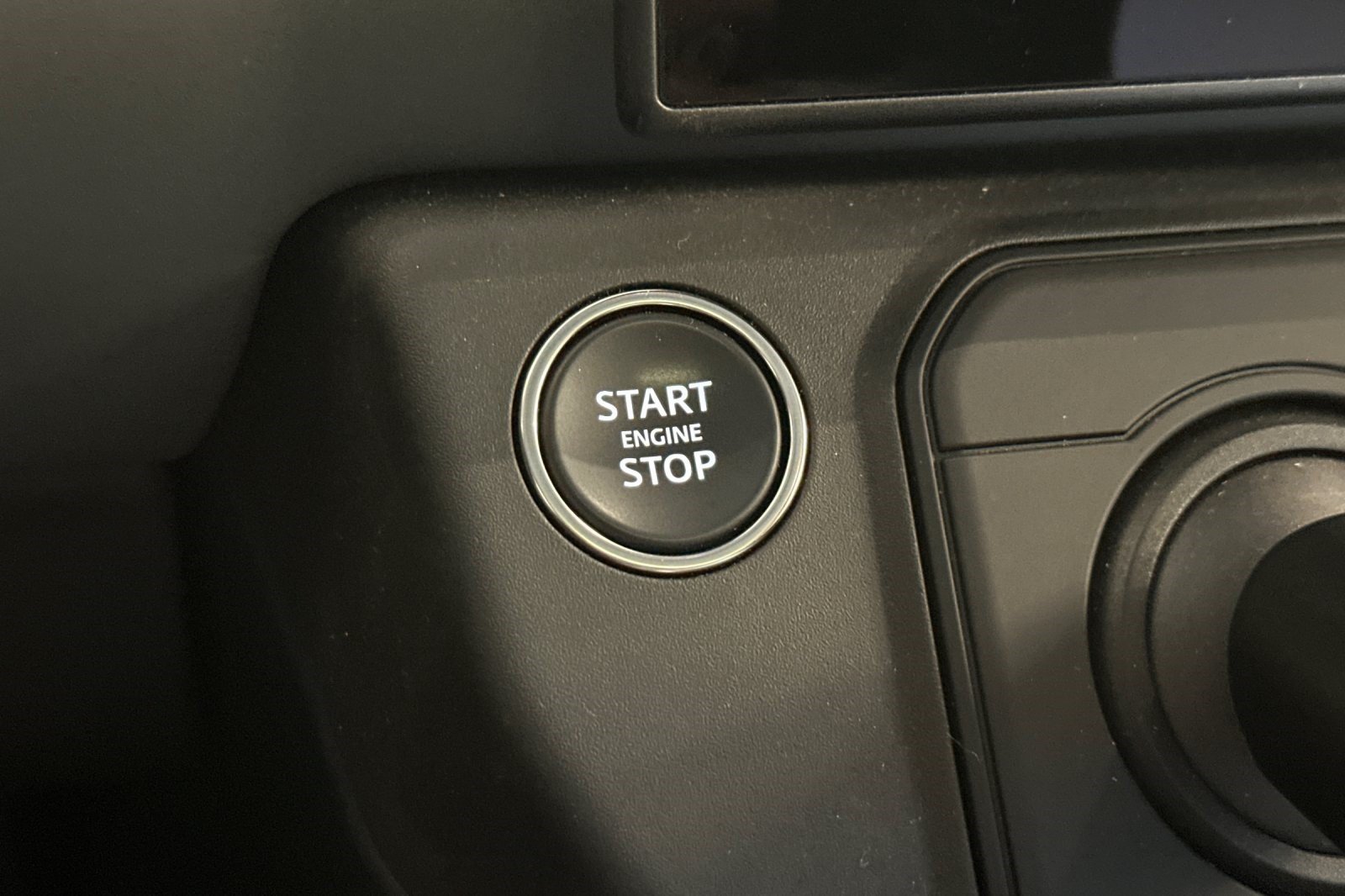 Certified 2026 Land Rover Defender 110 S AWD/4WD image 16