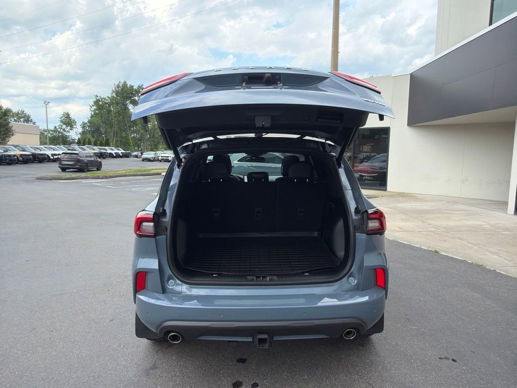 Used 2023 Ford Escape ST-Line Elite w/ Premium Technology Package AWD/4WD image 15