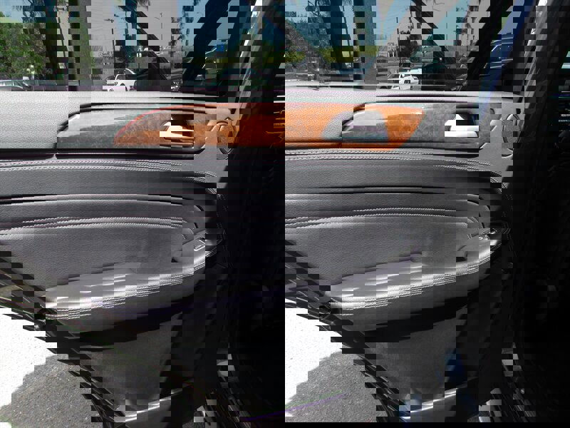 Used 2014 Mercedes-Benz ML 550 4MATIC image 20