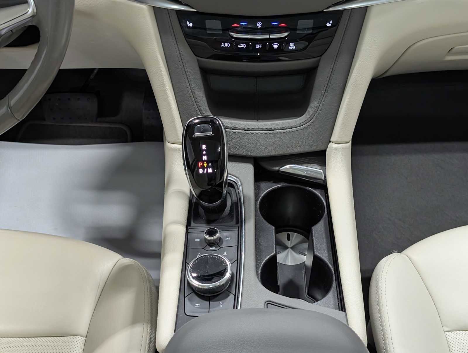 Certified 2023 Cadillac XT5 Premium Luxury AWD/4WD image 20