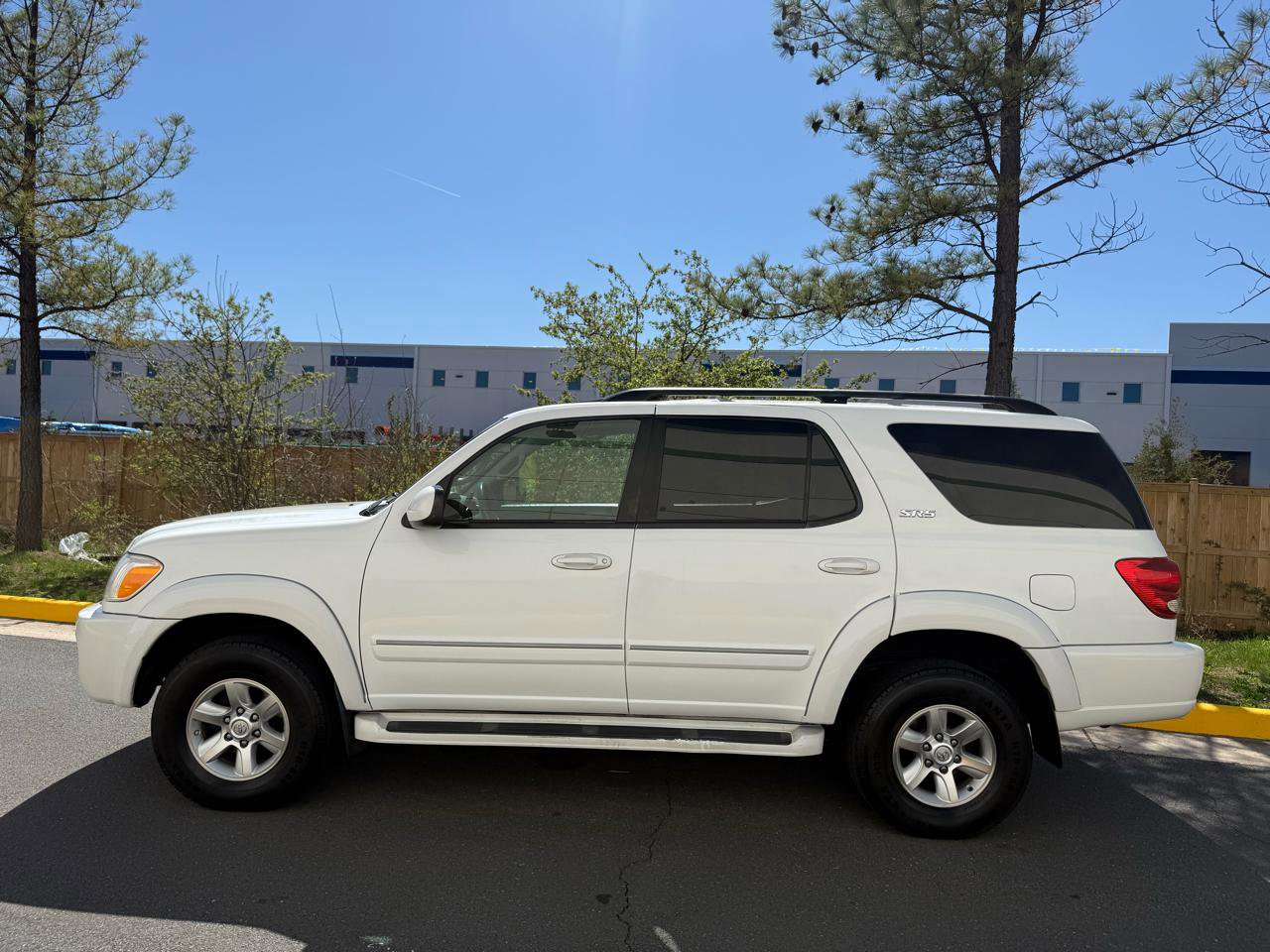 Used 2006 Toyota Sequoia SR5 image 8