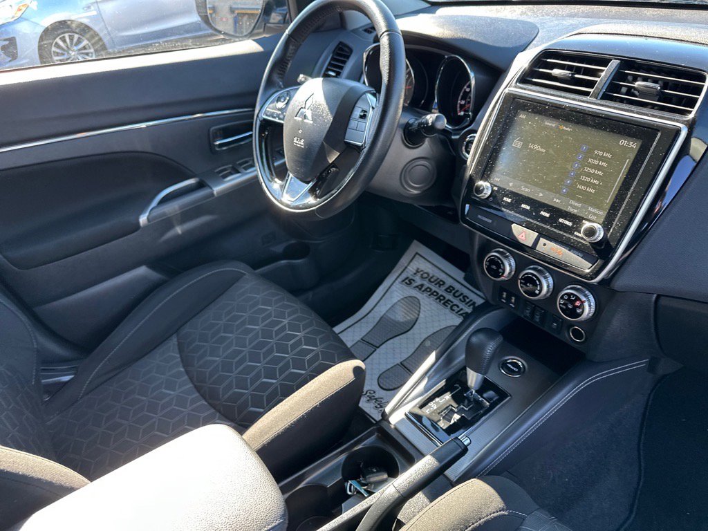 Used 2021 Mitsubishi Outlander Sport SE image 21