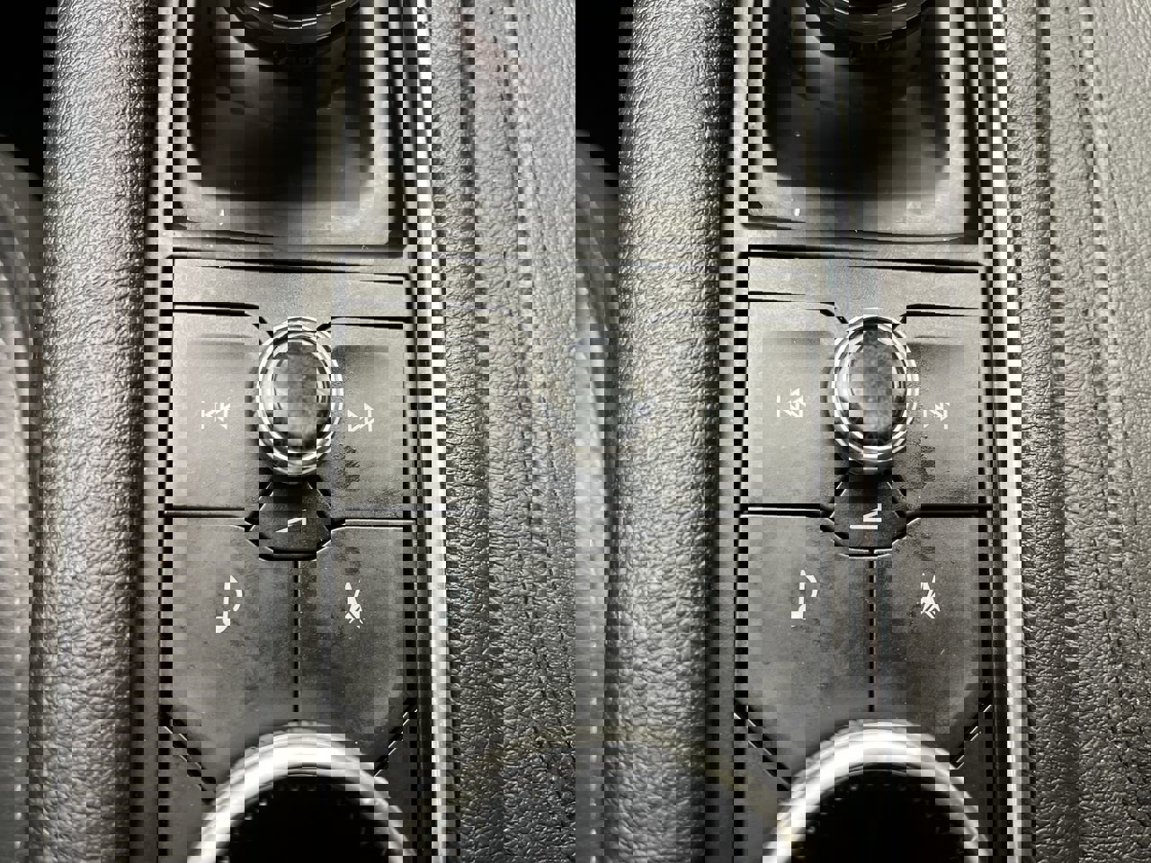 Used 2023 Cadillac XT6 Sport image 21