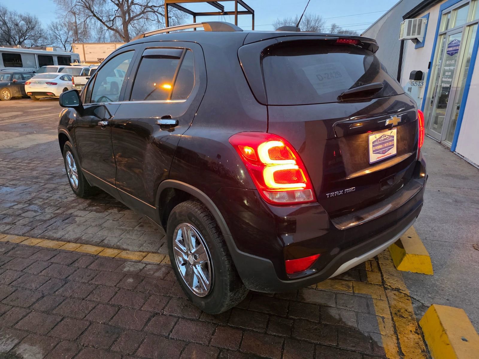 Used 2017 Chevrolet Trax LT w/ LT Convenience Package image 8