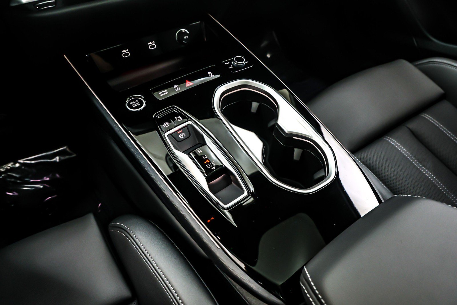New 2026 Audi A6 Premium Plus AWD/4WD image 6