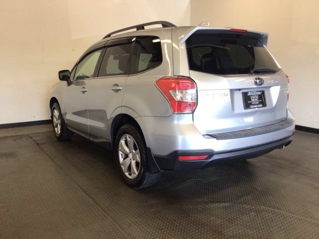 Used 2016 Subaru Forester 2.5i Limited AWD/4WD image 4