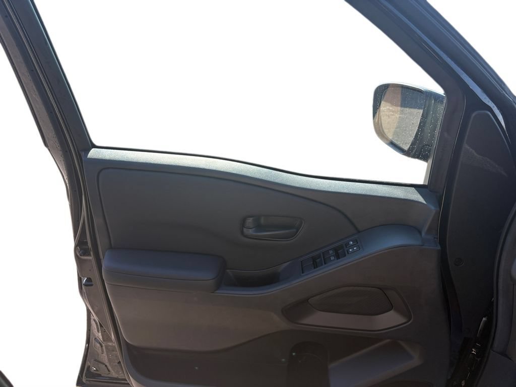 New 2026 Nissan Frontier S w/ Tow Package AWD/4WD image 17