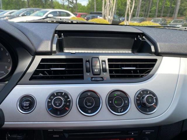 Used 2012 BMW Z4 sDrive28i image 25