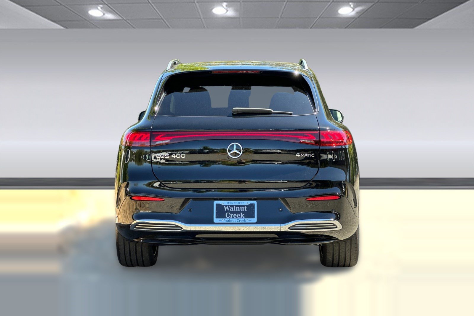 New 2026 Mercedes-Benz EQS 400 4MATIC SUV image 9