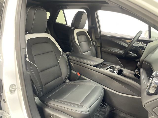 Used 2025 Chevrolet Blazer EV LT w/ Super Cruise Package AWD/4WD image 27