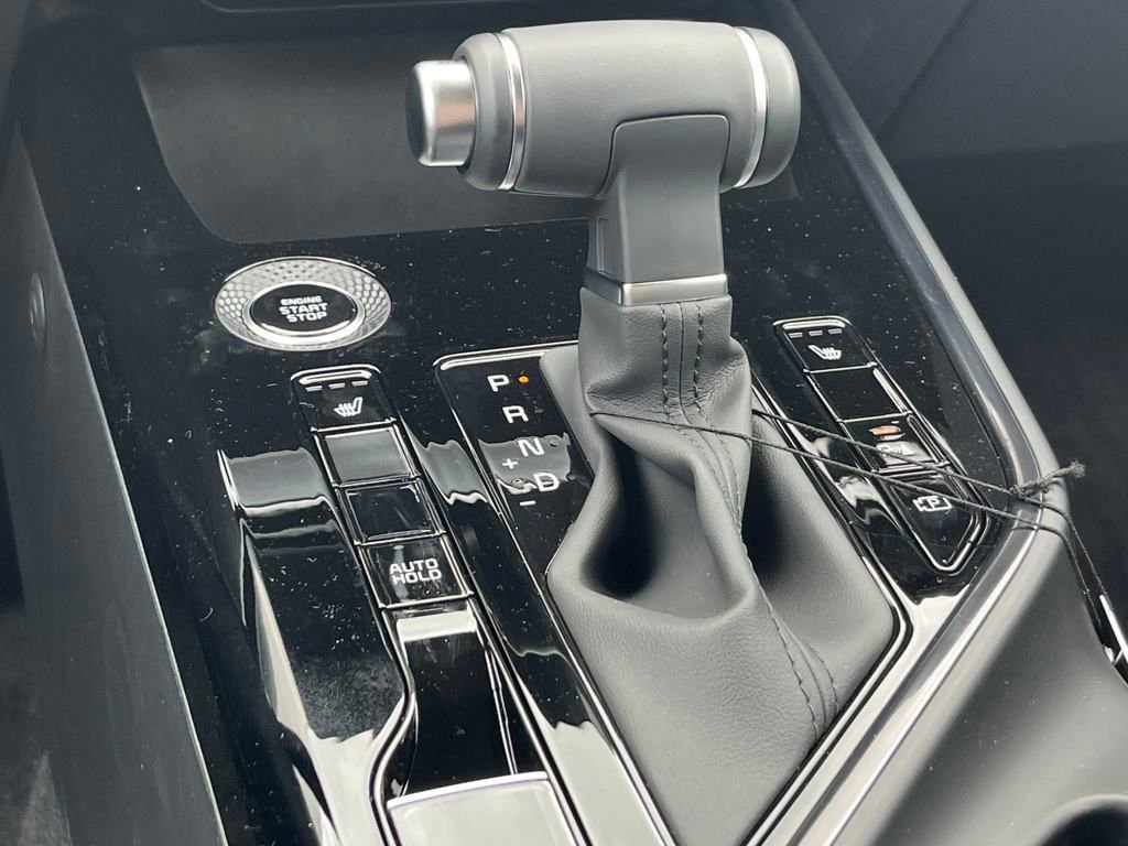 New 2025 Kia Niro EX image 28