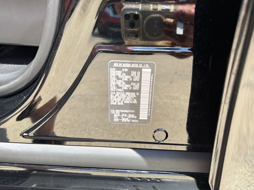 Used 2024 Nissan Armada Platinum w/ Captain's Chairs Package RWD image 32