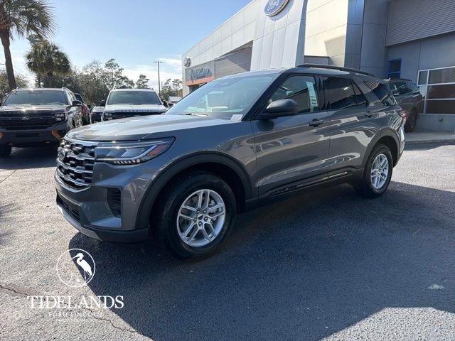 New 2026 Ford Explorer Active image 3
