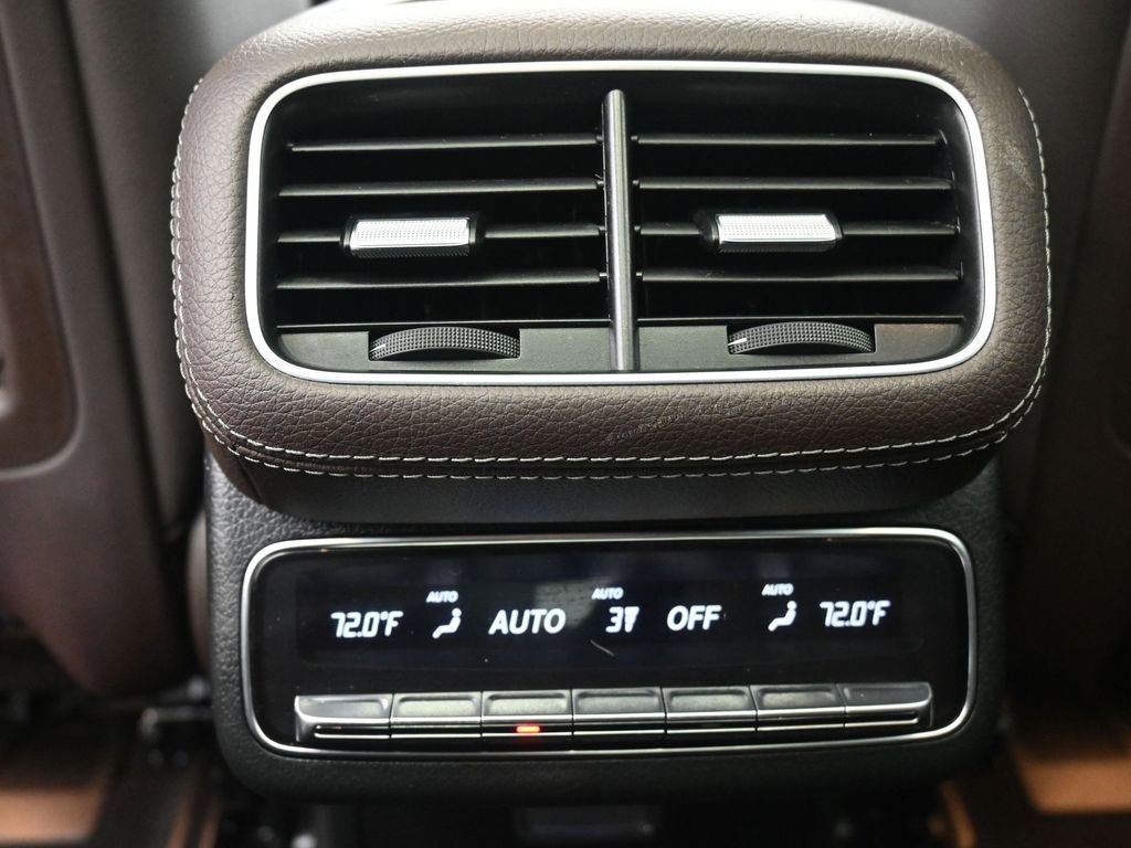 Used 2022 Mercedes-Benz GLS 450 4MATIC w/ Warmth & Comfort Package image 21