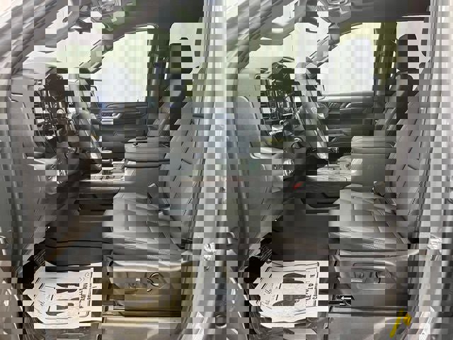 New 2026 GMC Sierra 1500 SLT w/ SLT Premium Package image 4