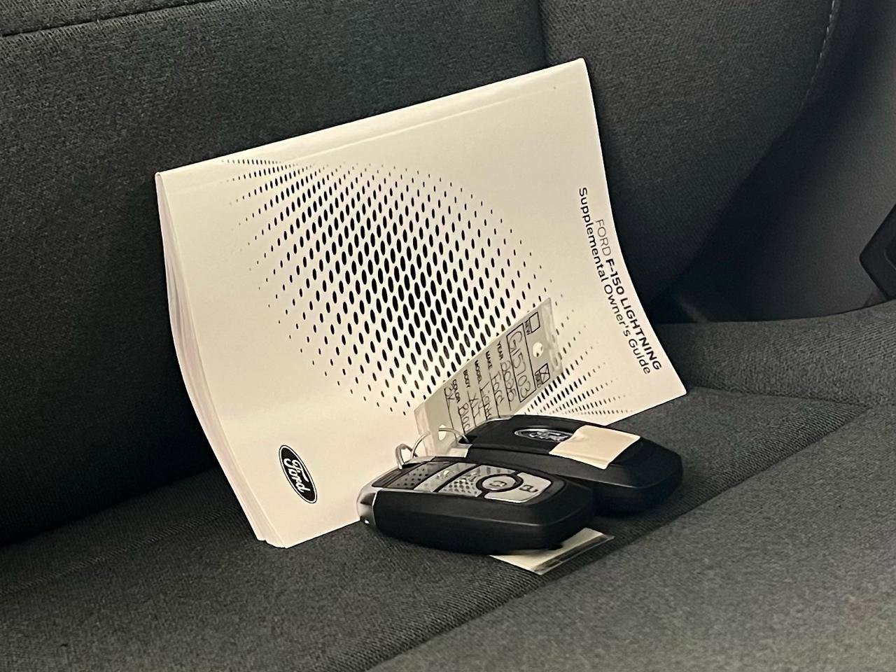 Used 2025 Ford F150 Lightning XLT image 36