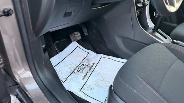 Used 2021 Chevrolet Trax LS w/ Tint and Cruise Package image 18