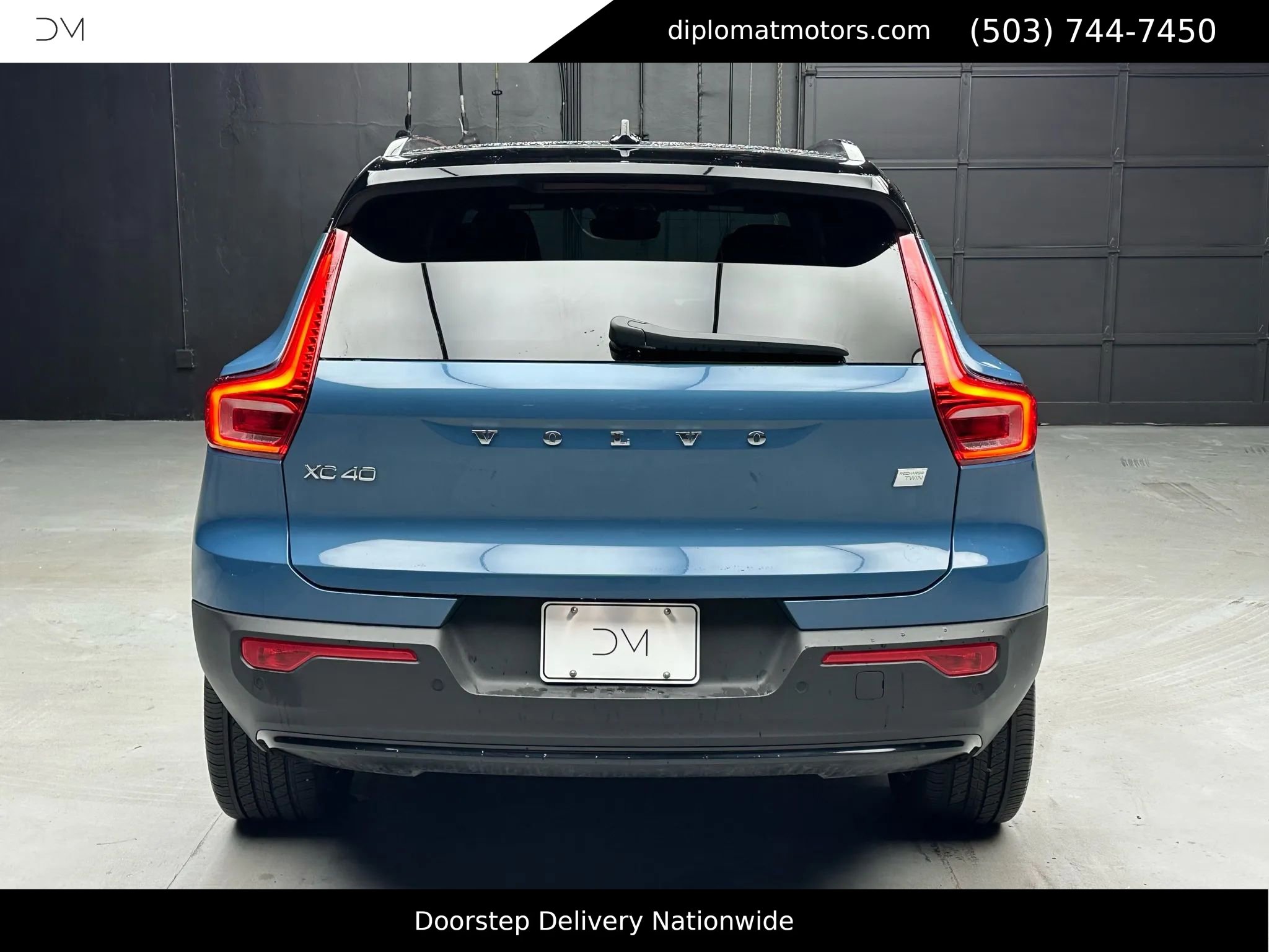 Used 2023 Volvo XC40 Recharge Core image 5