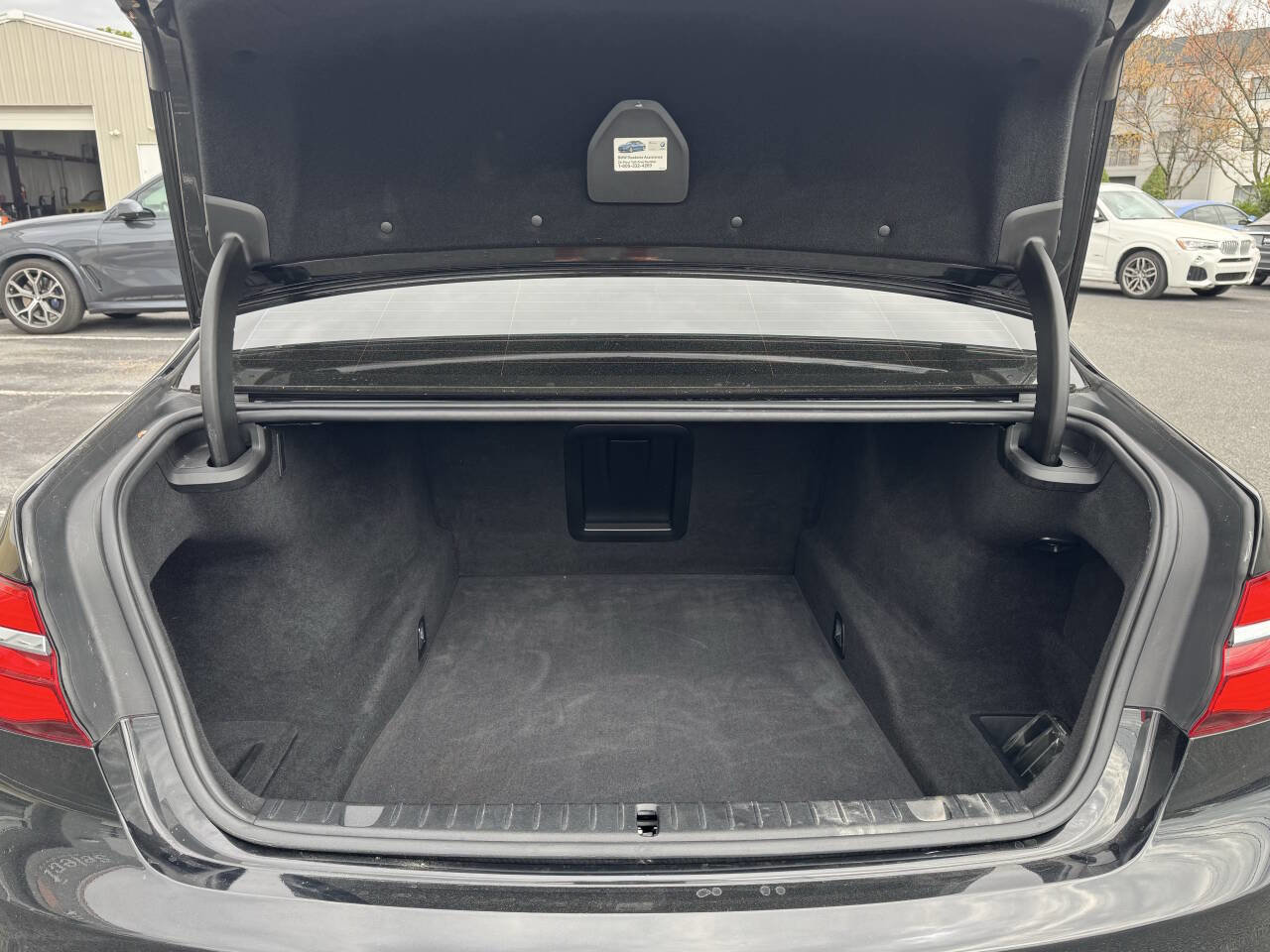 Used 2018 BMW 740i RWD image 25