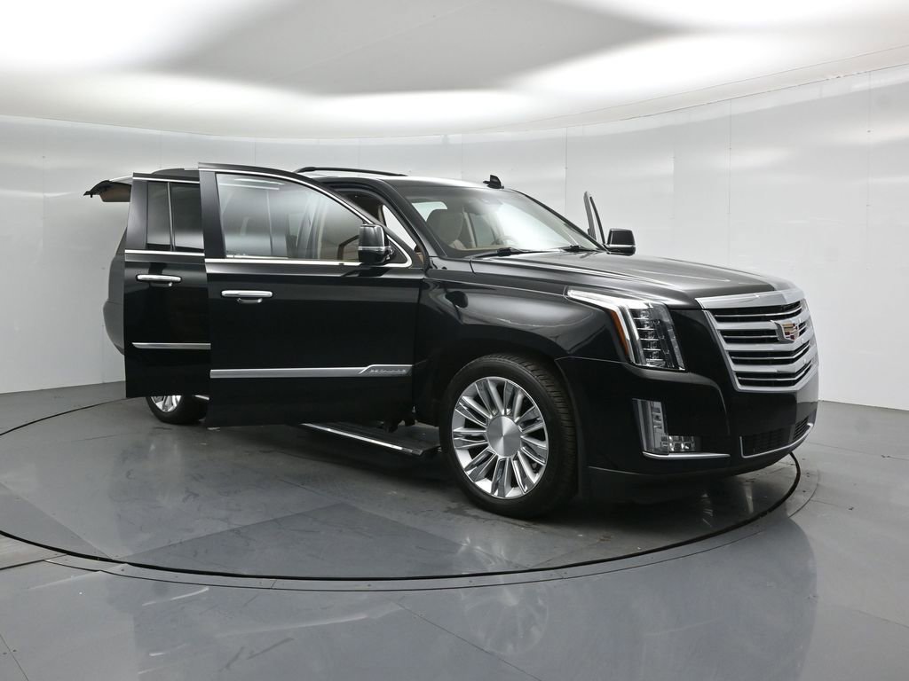 Used 2016 Cadillac Escalade ESV Platinum image 32