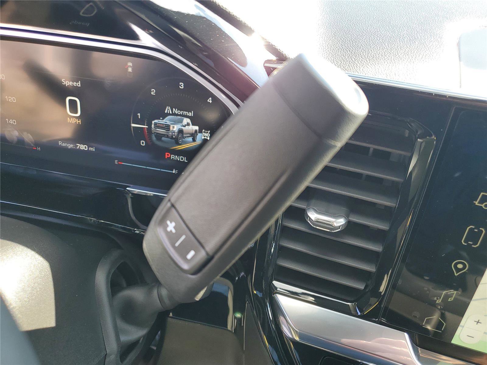 New 2026 GMC Sierra 2500 SLE w/ SLE Convenience Package image 21