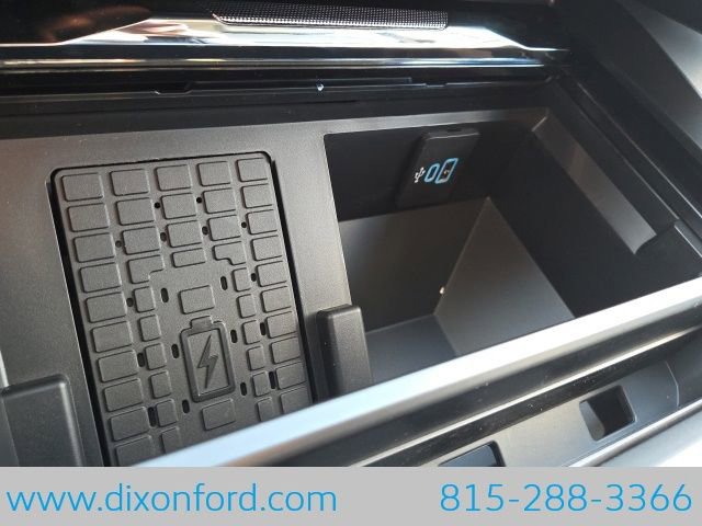 New 2026 Ford F250 Lariat w/ Black Appearance Package image 33