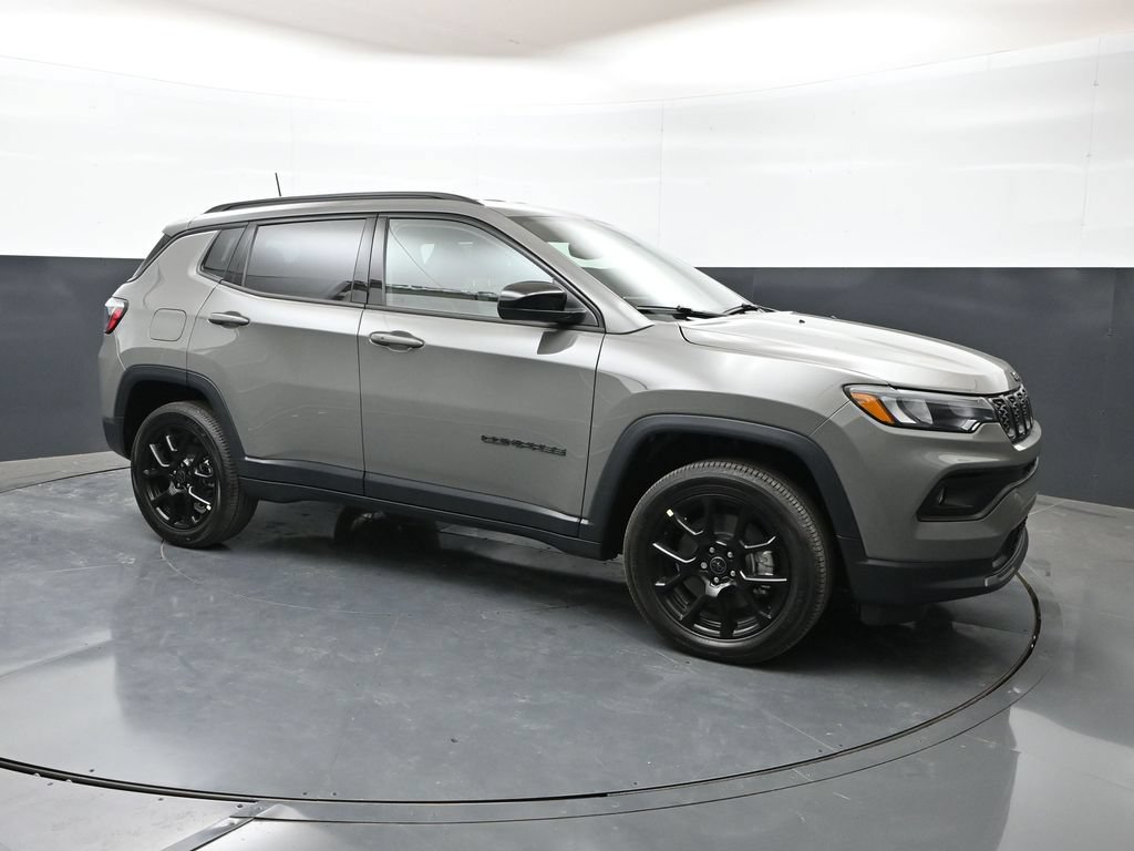 New 2026 Jeep Compass Latitude AWD/4WD image 31