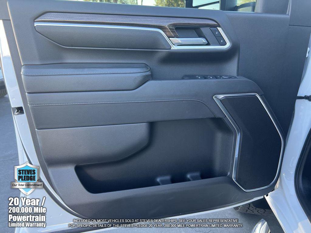 Certified 2025 Chevrolet Silverado 2500 LT w/ Z71 Chrome Sport Edition image 26