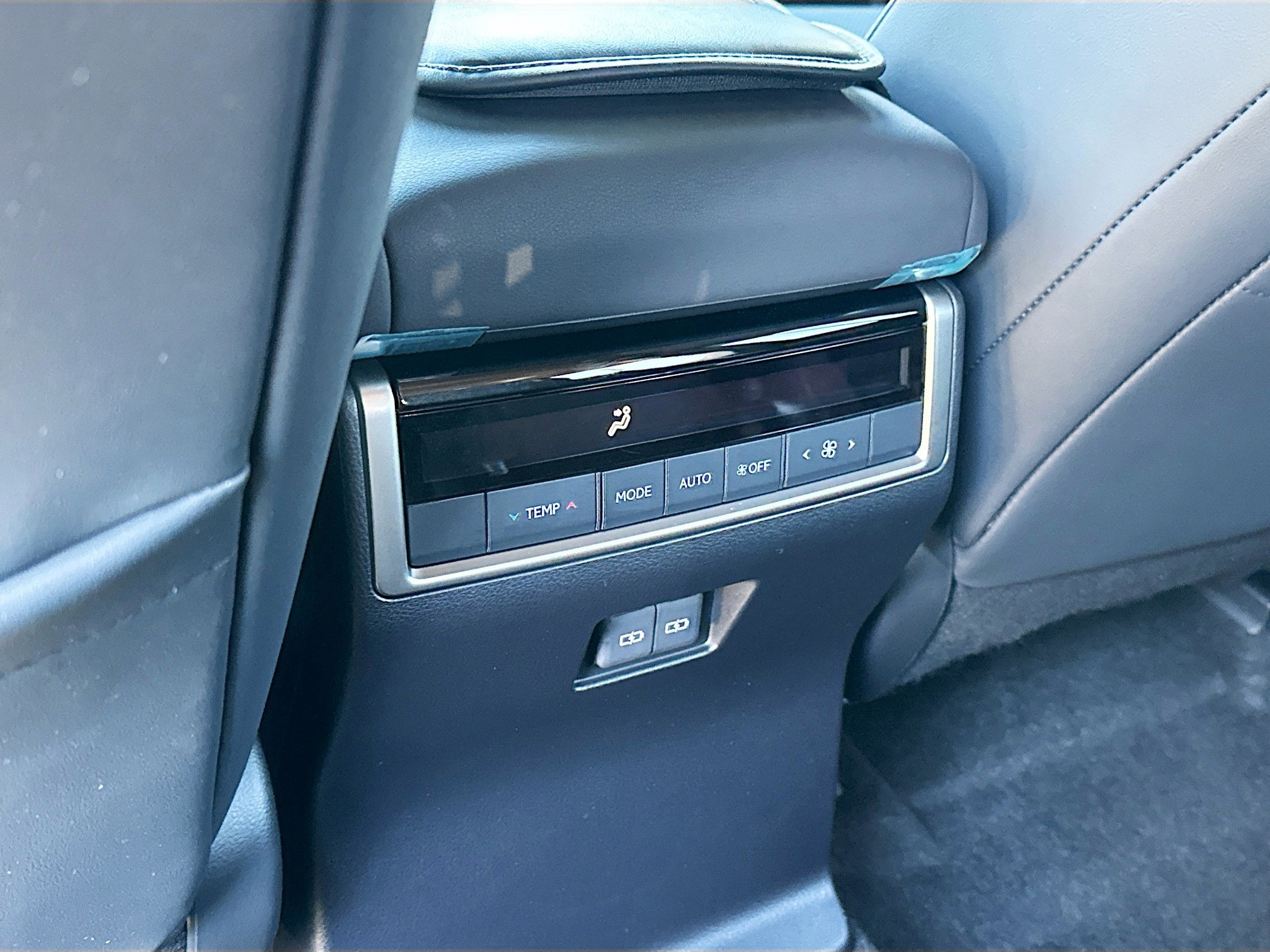 Used 2024 Lexus GX 550 w/ Cold Area Package image 25