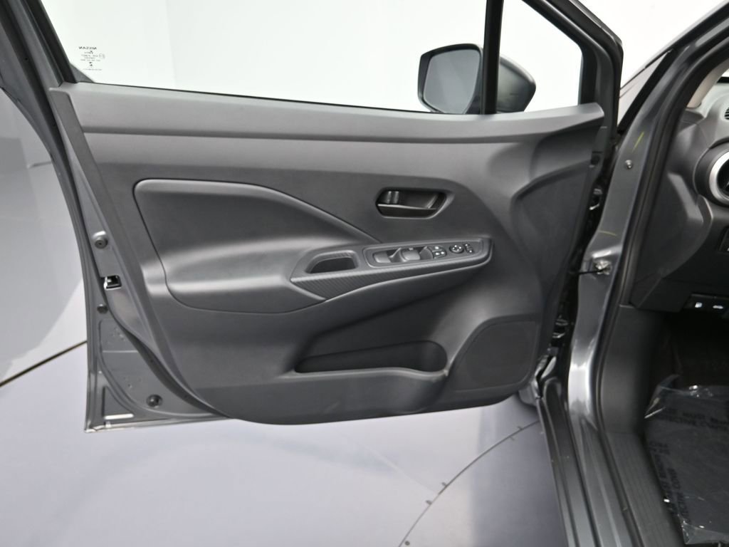 New 2025 Nissan Versa S w/ Trunk Package FWD image 10