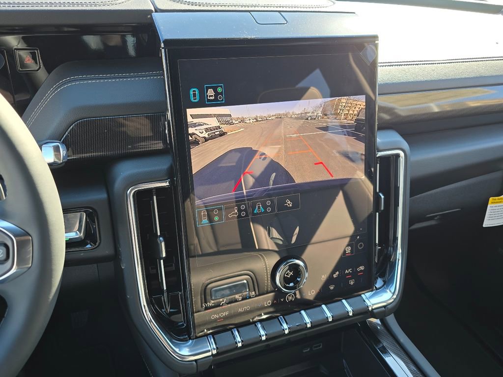 New 2026 GMC Yukon XL Elevation image 21