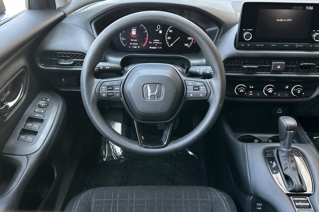 Certified 2025 Honda HR-V LX image 15