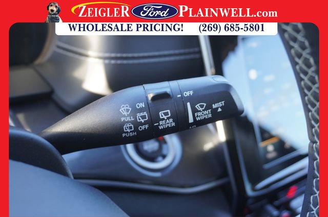 Used 2023 Jeep Grand Cherokee L Laredo w/ Luxury Tech Group I image 29