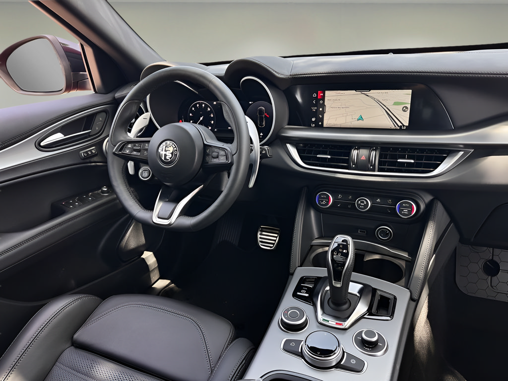 Used 2026 Alfa Romeo Stelvio Sprint AWD/4WD image 7