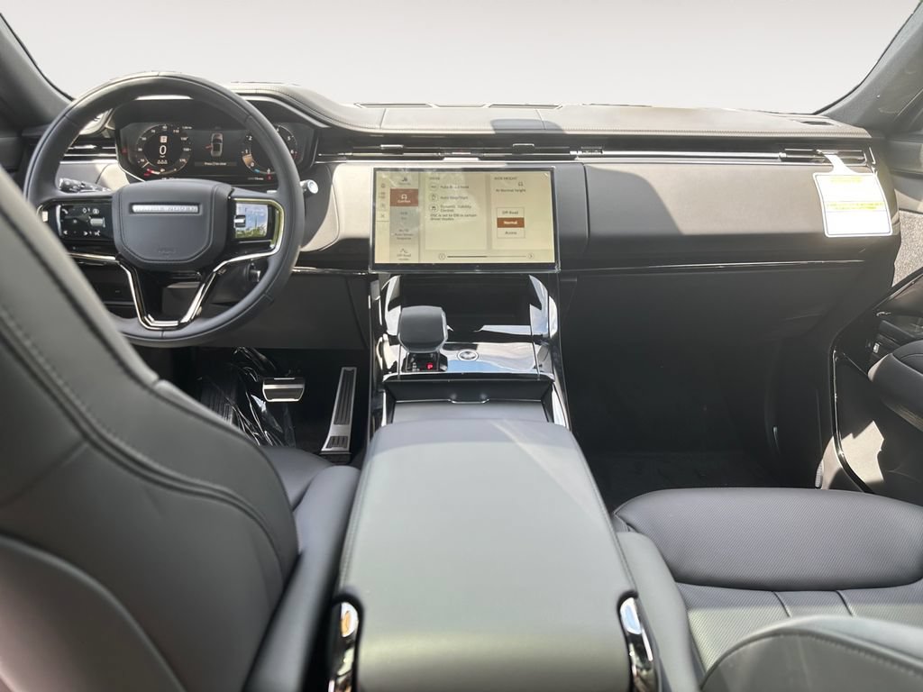 New 2026 Land Rover Range Rover Sport Dynamic SE AWD/4WD image 11