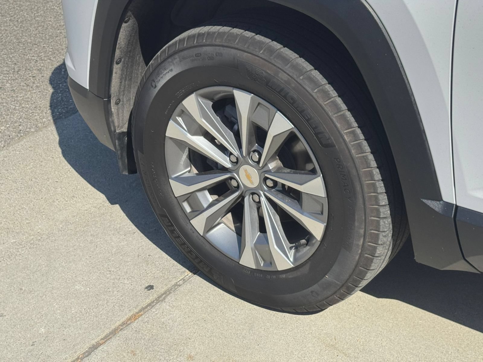 Used 2025 Chevrolet Equinox LT AWD/4WD image 30