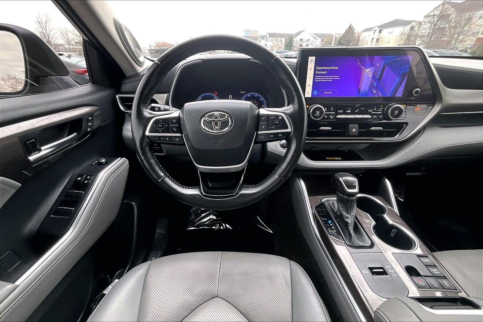 Used 2023 Toyota Highlander Limited AWD/4WD image 5