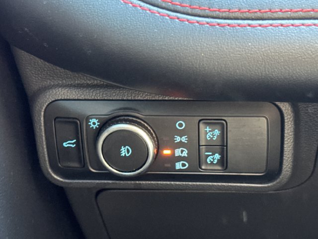 Used 2025 Ford Explorer ST AWD/4WD image 29