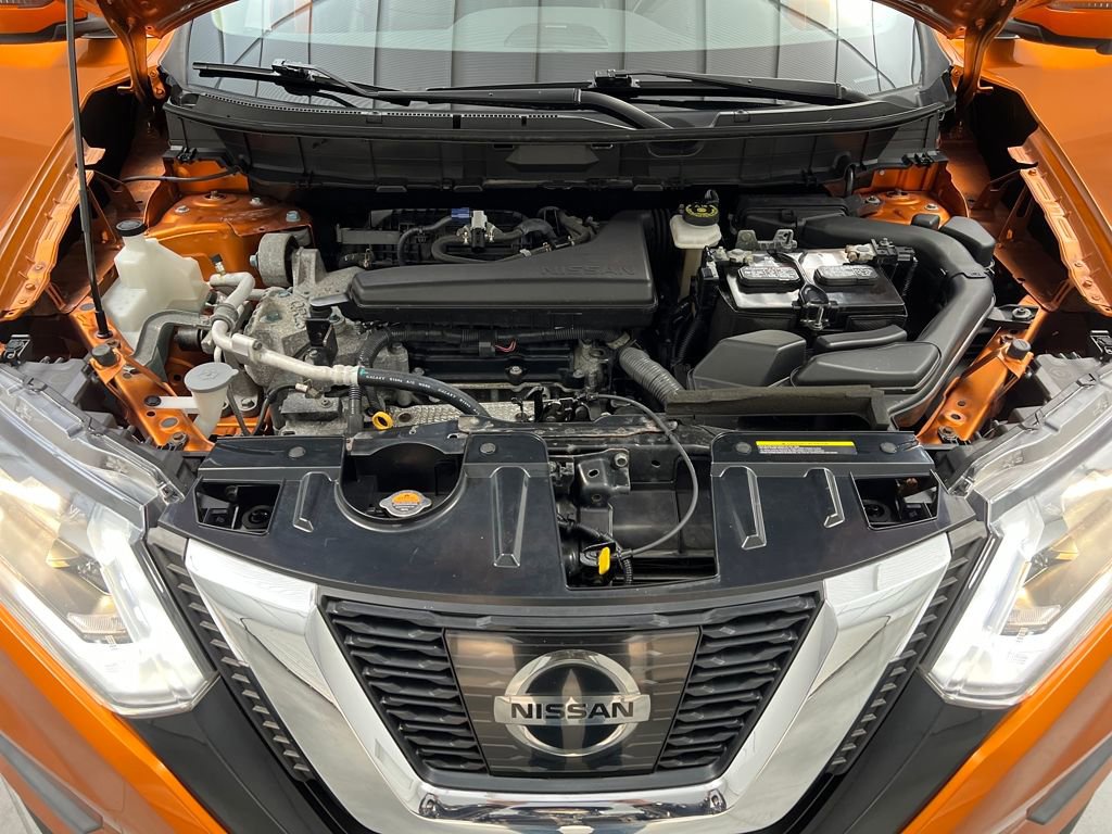 Used 2017 Nissan Rogue SL image 65