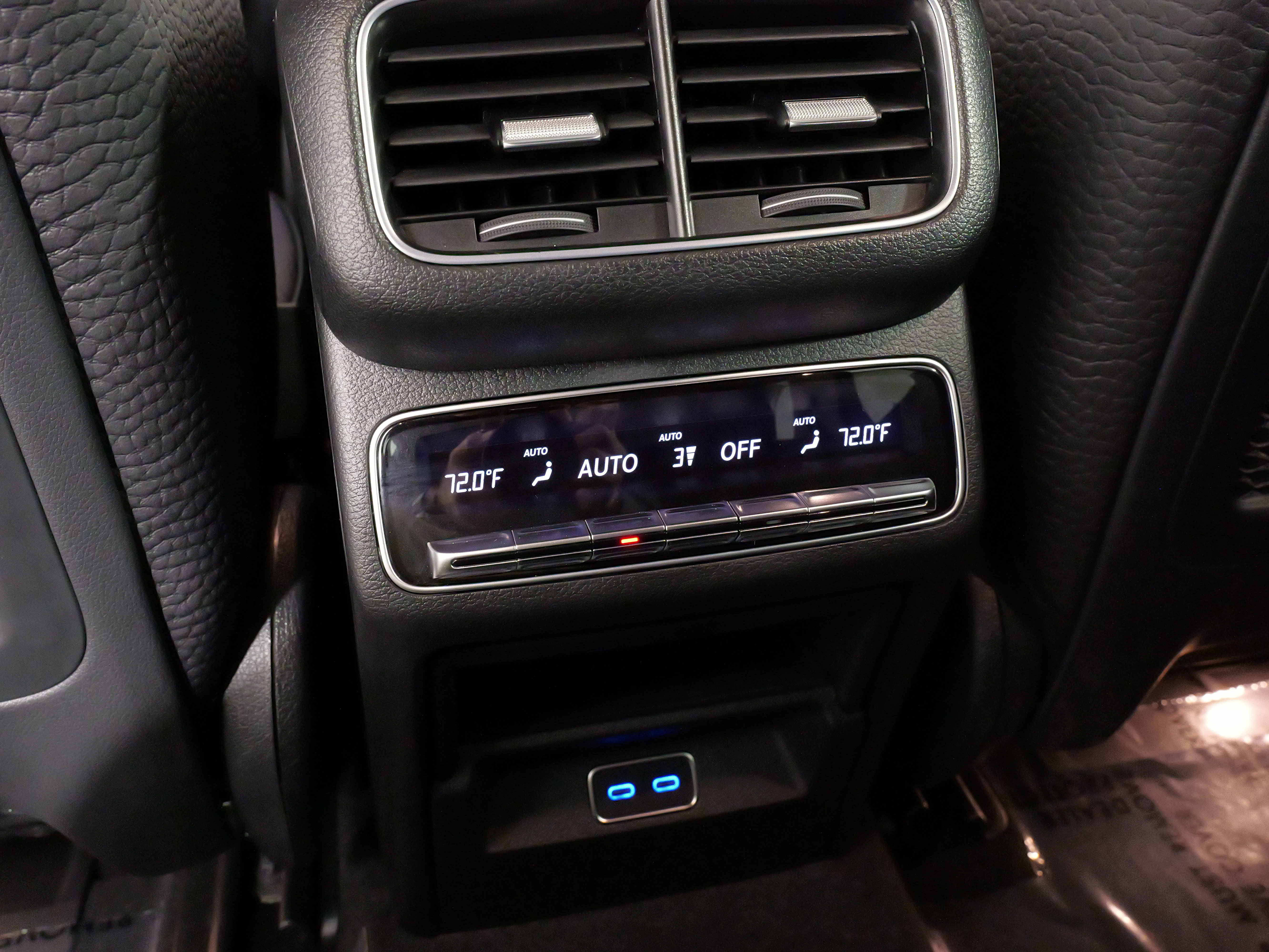 Used 2024 Mercedes-Benz GLE 450 4MATIC image 39