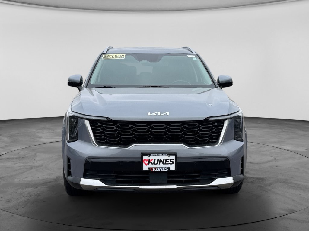 Used 2024 Kia Sorento S FWD image 2