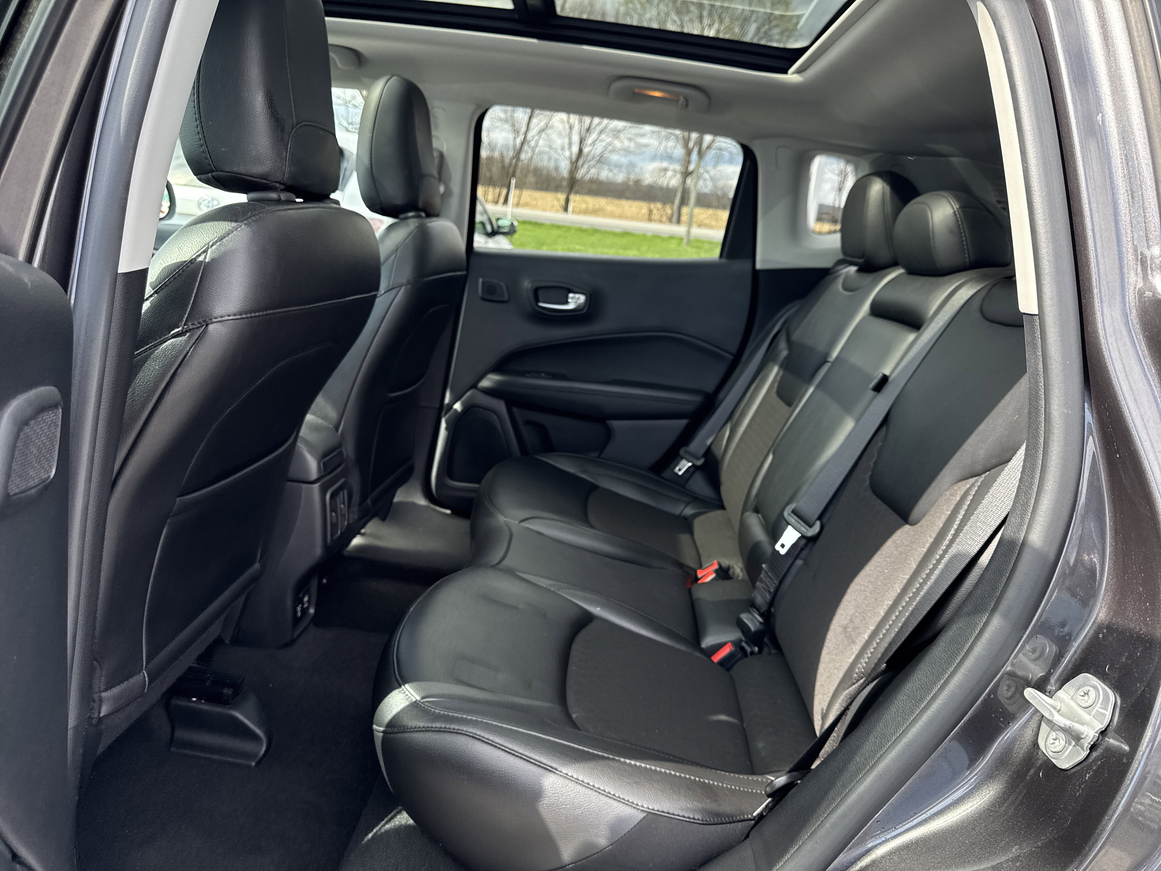 Used 2021 Jeep Compass Latitude w/ Sun and Sound Group image 21