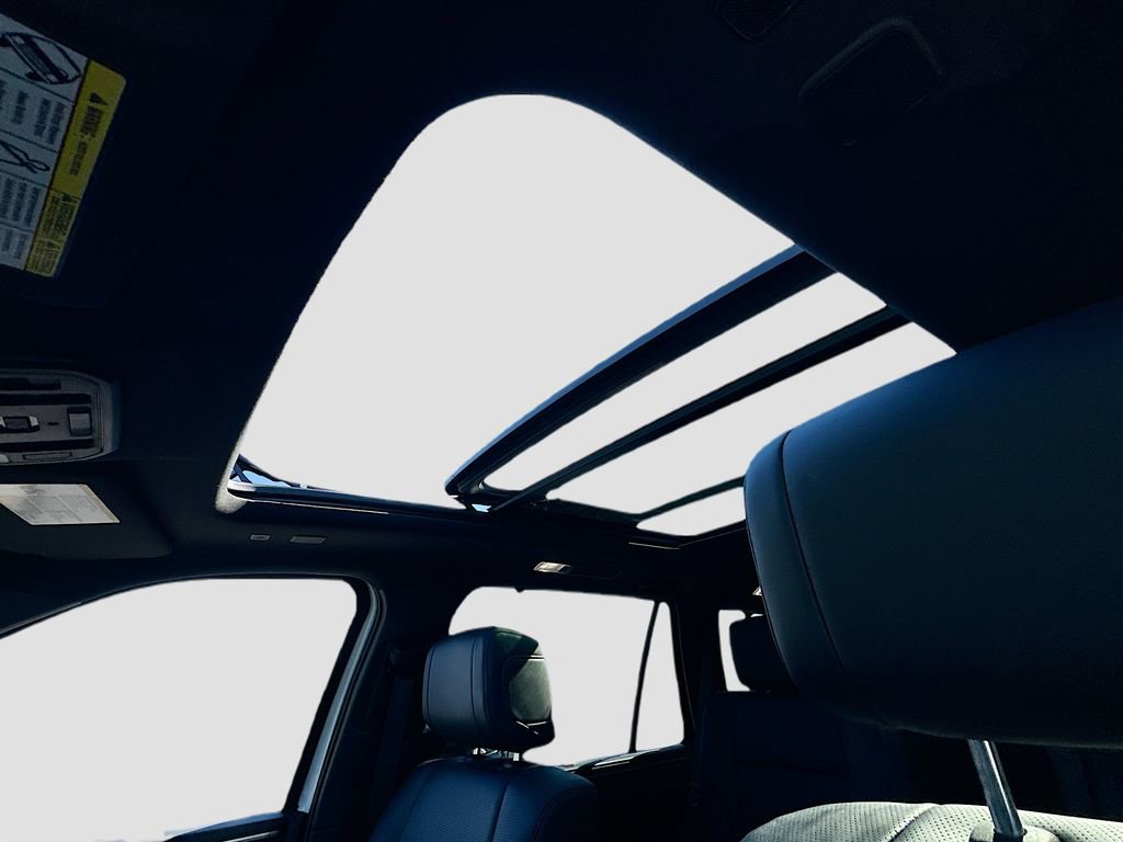 Used 2025 Toyota Sequoia Platinum image 22