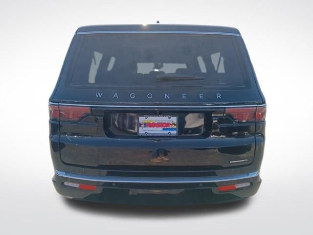 Used 2024 Jeep Wagoneer L Series II w/ Flexible Seating Group image 4