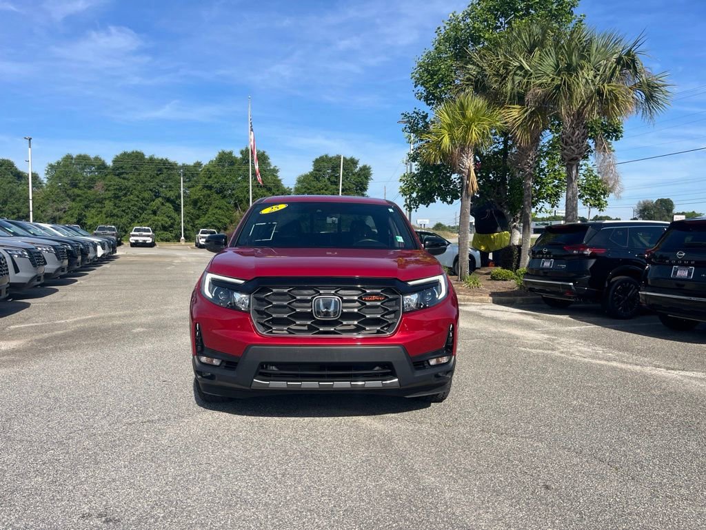 Used 2025 Honda Ridgeline TrailSport image 2