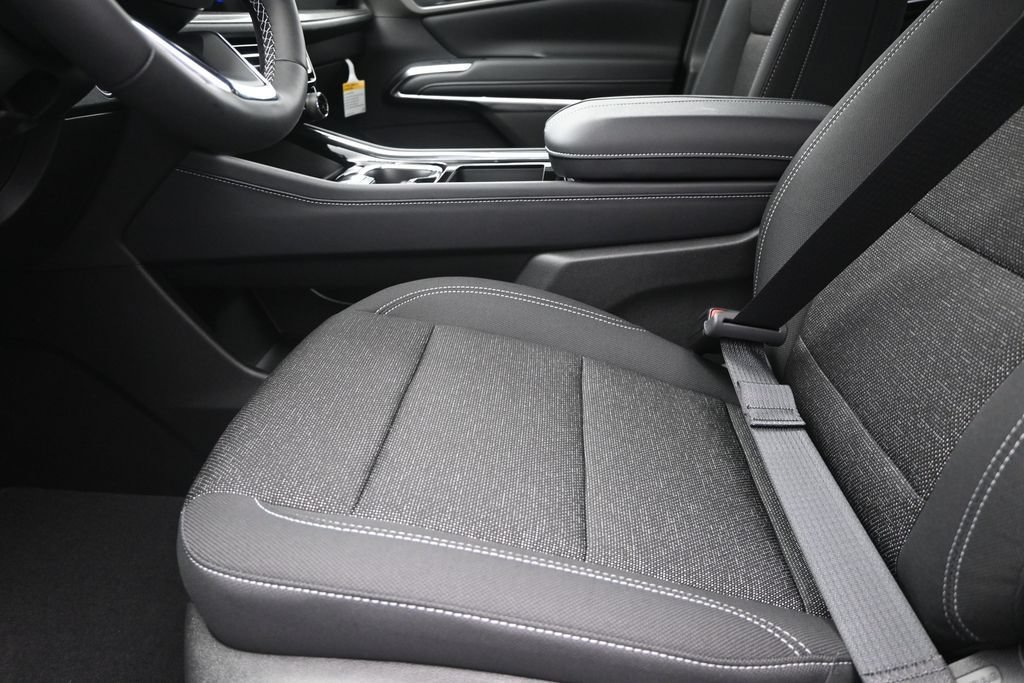 New 2026 Chevrolet Traverse LT FWD image 13